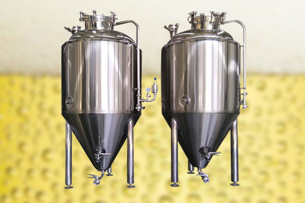 精釀自釀啤酒設(shè)備精釀啤酒設(shè)備精釀啤酒一套多少錢？小型精釀啤酒設(shè)備